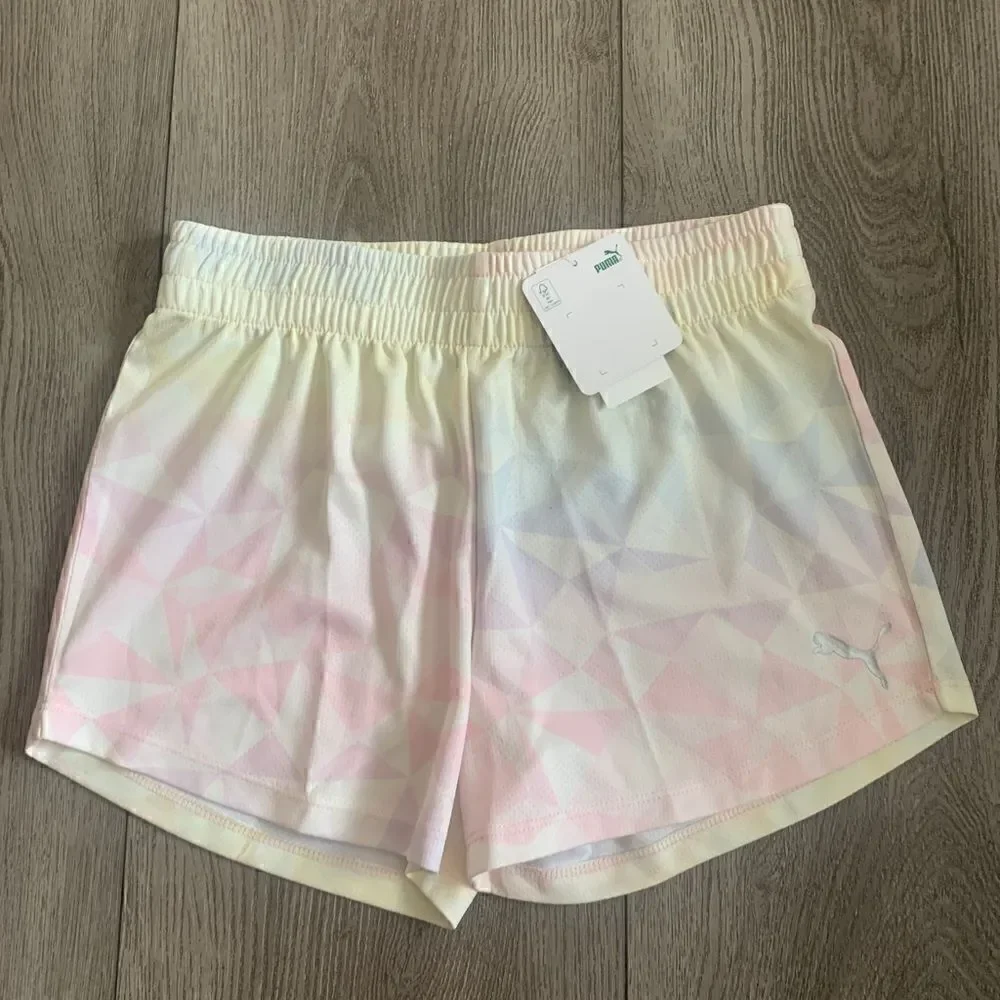Puma girls shorts perfect to use for any sport practice Size L(12-14)
